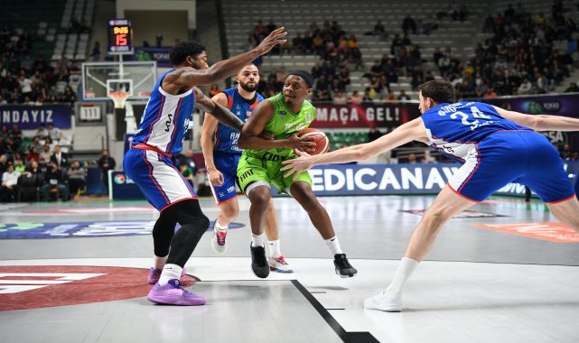 TOFAŞ - Anadolu Efes: 93-95
