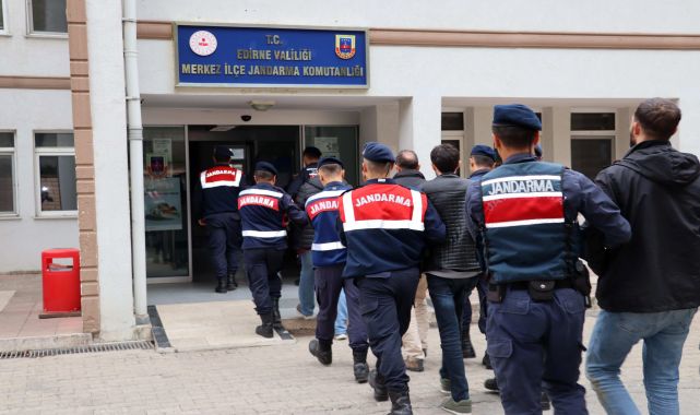 Yunanistan'a kaçmak isteyen 5 terör şüphelisi yakalandı