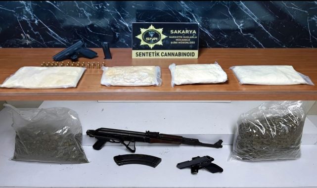 4 ilde uluslararası uyuşturucu ticareti operasyonunda 19 gözaltı