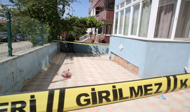 Alzheimer Hastası 4'üncü Katın Balkonundan Düşüp Öldü