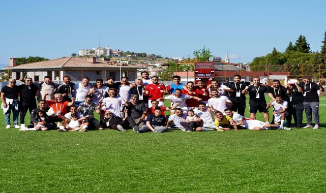 Alkışlar Ayvalıkgücü&#039;ne