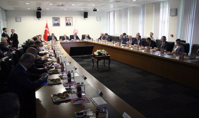 Bakan Yardımcısı Uçarmak ve TİM Başkanı Gültepe'den Kapıkule'de inceleme