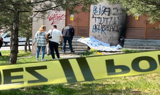 Boşanma aşamasındaki eşini 3 kurşunla öldürdü