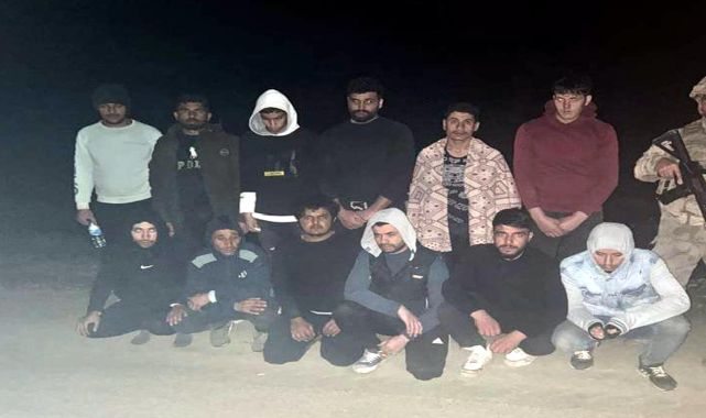 Bulgaristan sınırında 12 kaçak göçmen yakalandı