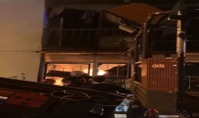 Bursa'da 6 katlı apartmanda yangın