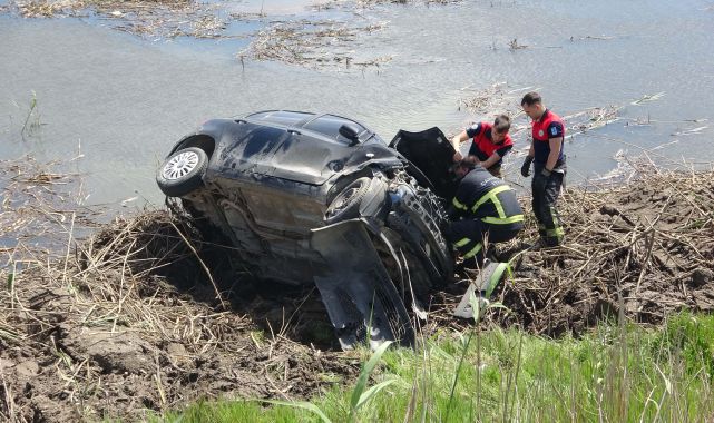 Çanakkale'de otomobil yatağına uçtu; 1 yaralı