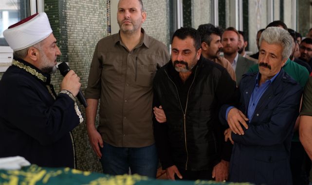 Cesedi bulunan 'BATUHAN A' gemisinin mürettebatı Ahmet, toprağa verildi