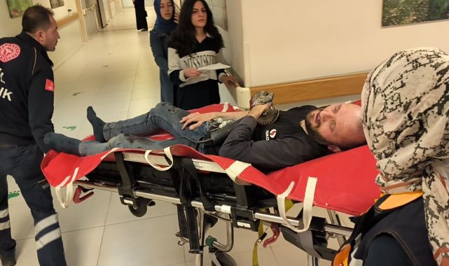 Demir profil keserken eline saplanan spiral makinesi ile hastaneye kaldırıldı