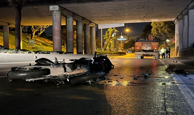 Ekskavatöre çarpan motosikletin sürücüsü ağır yaralandı