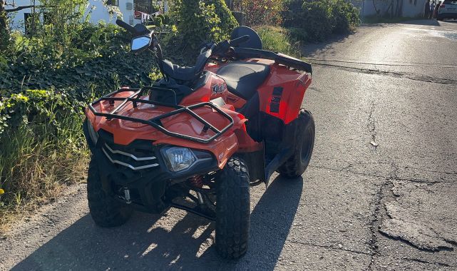 Kartepe'de otomobil ile ATV çarpıştı: 2 yaralı