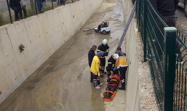 52 Yaşındaki Kadın Elektrikli Bisikletle Dere Yatağına Düştü