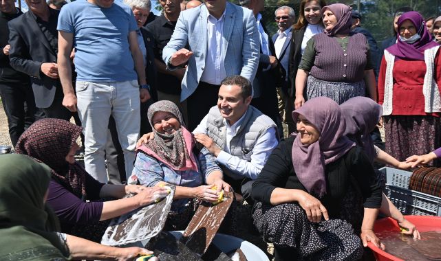 Başkan Akın, 3 ilçedeki kırsal mahallerde vatandaşların sorunlarını dinledi