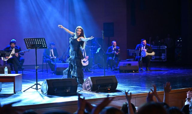 Bursa’da baharın gelişi ‘Hıdırellez konseri’ ile kutlandı