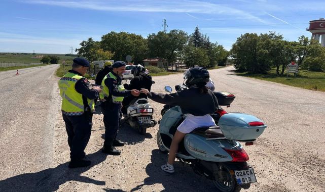 Edirne’de 1 ayda 985 motosiklet ve sürücüsü denetlendi