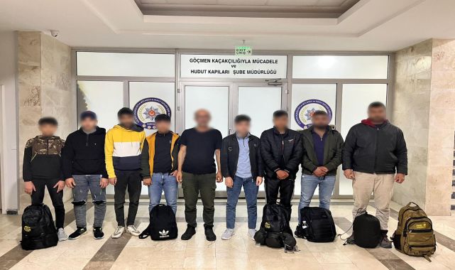 Edirne'de 8 kaçak göçmen yakalandı, 1 organizatör tutuklandı