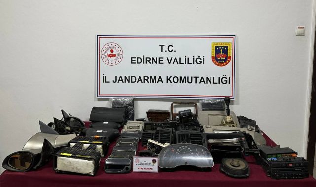 Edirne'de gümrük kaçağı 97 araç yedek parçası ele geçirildi