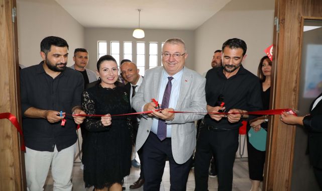 Edremit'te Atatürk Gençlik Merkezi yıl sonu etkinliği