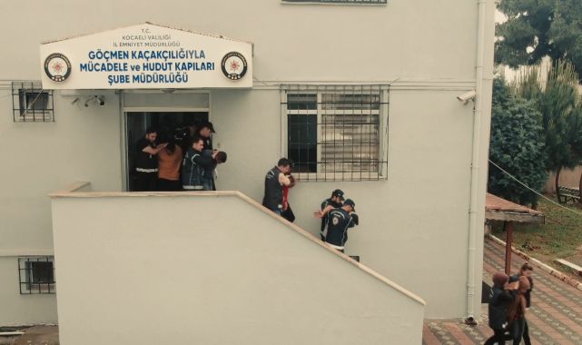 Göçmen kaçakçılığı yapan suç örgütüne operasyonda, 21 şüphelinin tamamı tutuklandı