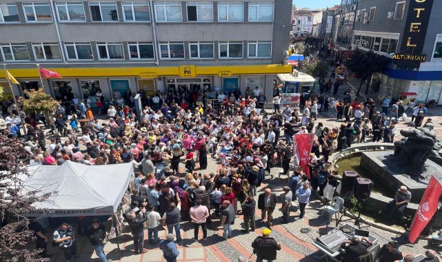 Kakava&#039;da dilekler Tunca Nehri&#039;ne bırakıldı