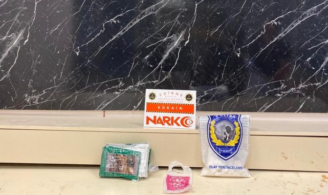 Kapıkule ve Hamzabeyli'de 2 kilo 228 gram uyuşturucu ele geçirildi