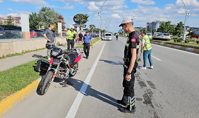 Feci Kaza! Motosikletin Çarptığı Yaya Öldü Sürücü Ağır Yaralı