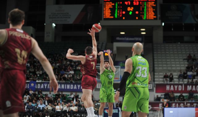 Tofaş - Galatasaray Ekmas: 102-107