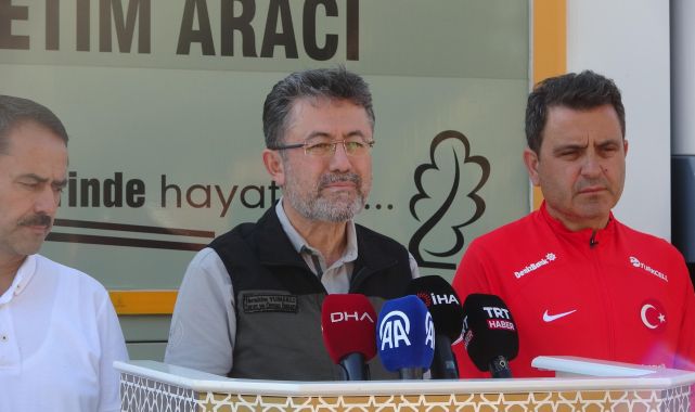 Bakan Yumaklı: Çanakkale&#039;de yangından etkilenen alanın yaklaşık 575 hektar olduğunu tahmin ediyoruz