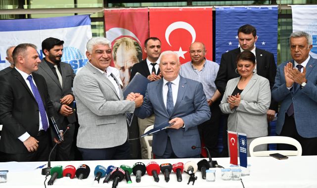 Bursa Büyükşehir Belediyesi’nde davullu zurnalı toplu sözleşme