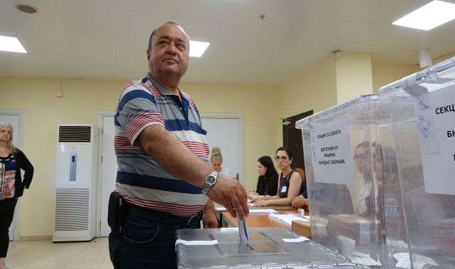Bursa'daki soydaşlar, Bulgaristan seçimleri için sandık başında