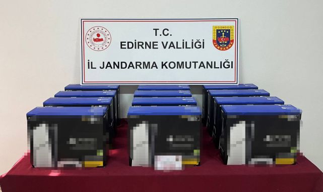 Edirne&#039;de 300 bin lira değerinde gümrük kaçağı 12 oyun konsolu ele geçirildi