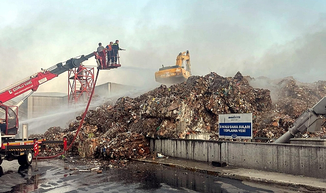 Karton Fabrikasında Yangın