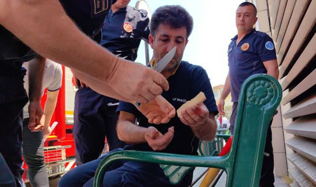 Mobilya işçisinin kazara parmağına çaktığı çivi, hastanede çıkarıldı