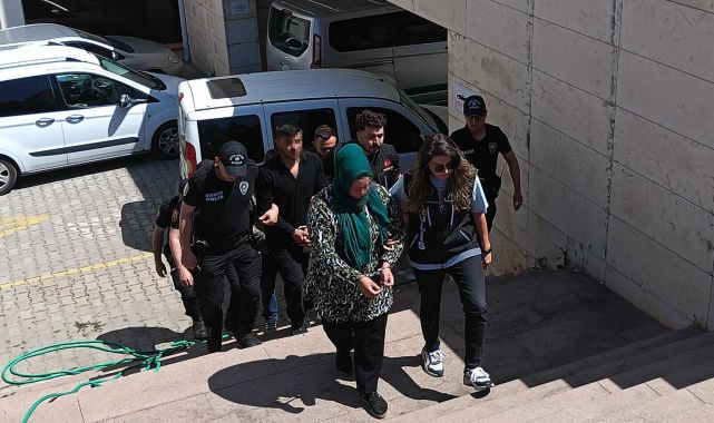 Otomobilde ele geçirilen uyuşturucuya 1 tutuklama