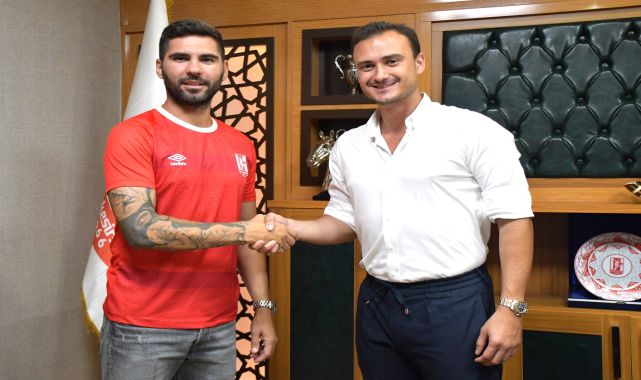 Balıkesirspor'a tecrübeli stoper