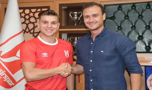 Balıkesirspor'da takviyeler sürüyor