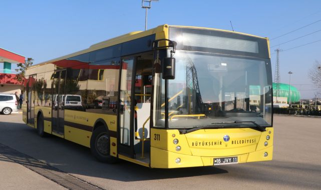 Bursa'da,  toplu taşımada, öğrenci ve 65 yaş üstü yolcuları sevindiren uygulama