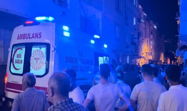 Darbedilen damadın yakınları gelinin evini bastı