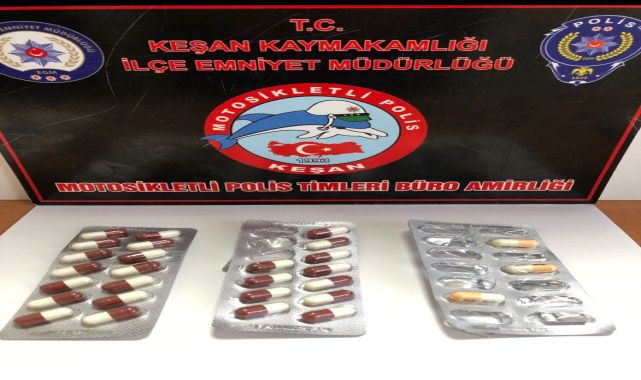 Edirne’de uyuşturucuyla yakalanan 4 şüpheliye gözaltı