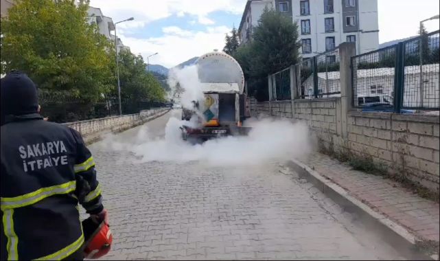 Hastane yakınında tankerdeki oksijen sızıntısı panik yarattı: Hastalar tahliye edildi