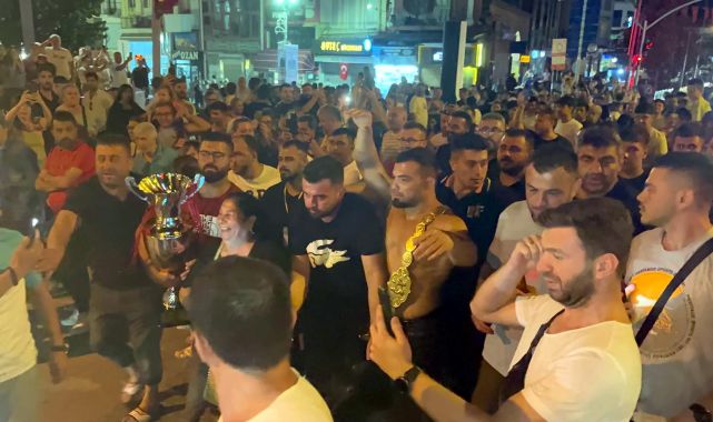 Kırkpınar Başpehlivanı  Zeybek, hamam geleneğini bozmadı