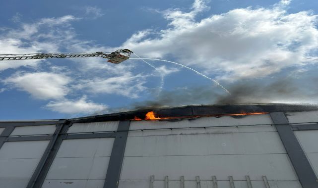 Bandırma Ticaret Borsası'nın deposunda yangın