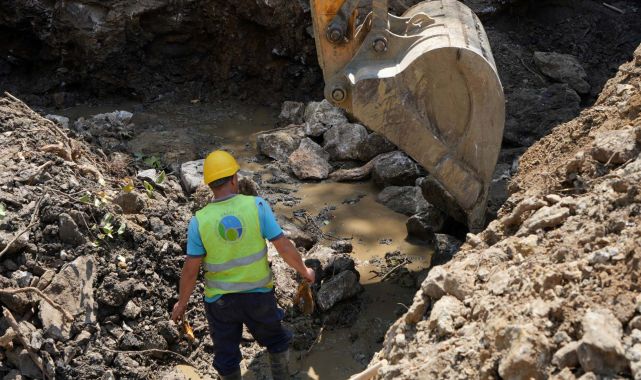 BASKİ, Korucu Mahallesi'nin 10 yıllık su sorununu çözdü