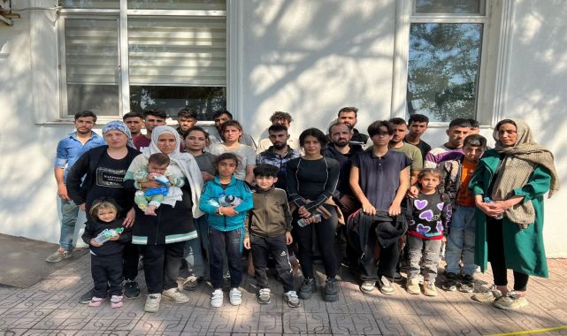 Edirne&#039;de 36 kaçak göçmen ile 1 organizatör yakalandı