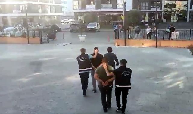 FETÖ şüphelisi, kaçak göçmenlerin arasından çıktı