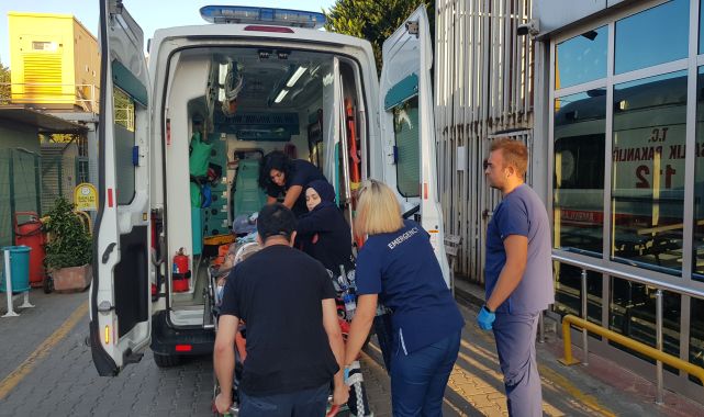 İzmit'te tramvayın çarptığı yaya öldü; kaza kamerada
