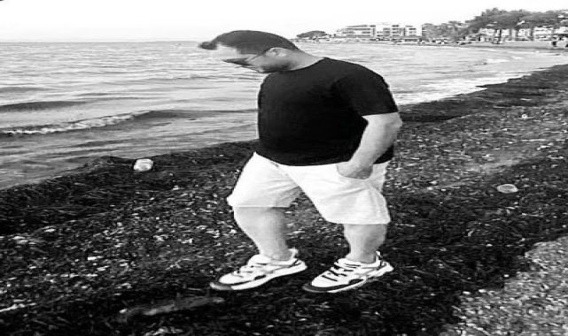 Kanoyla açıldıkları denizde kaybolan 2 arkadaşı arama çalışmalarında 3'üncü gün