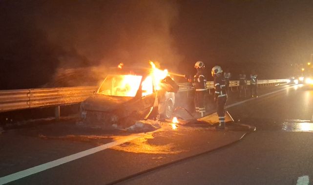 Kuzey Marmara Otoyolu'nda hafif ticari araç alev alev yandı