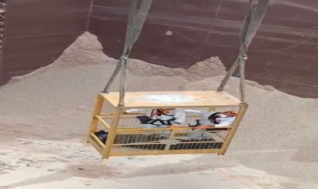 Rus bandıralı gemide gazdan zehirlenen 2 personel öldü/ Ek fotoğraflar