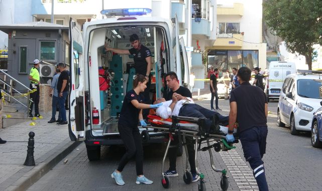 Çanakkale'de tabanca ve bıçaklı kavga polis merkezinin önüne taştı; kameradaki olayda 6 yaralı, 11 gözaltı