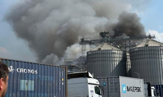 Hendek’te makarna fabrikasında patlama: 2’si ağır, 21 yaralı- Yeniden